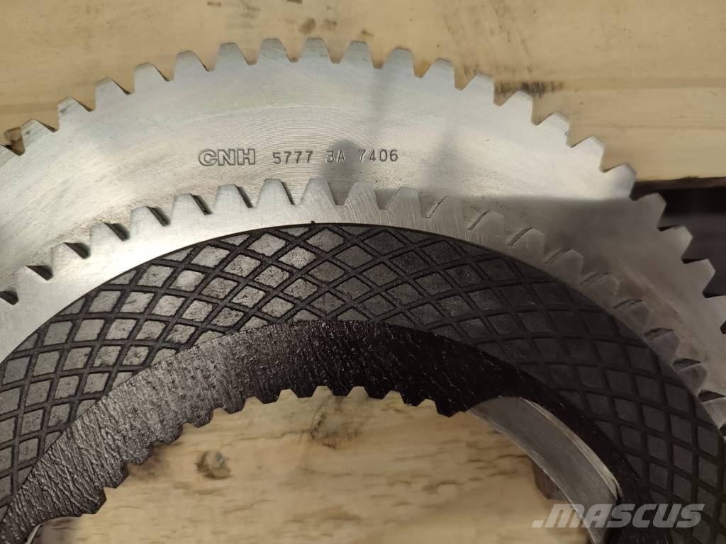 New Holland Hub reduction gear 28120823 New Holland T7 Transmisija