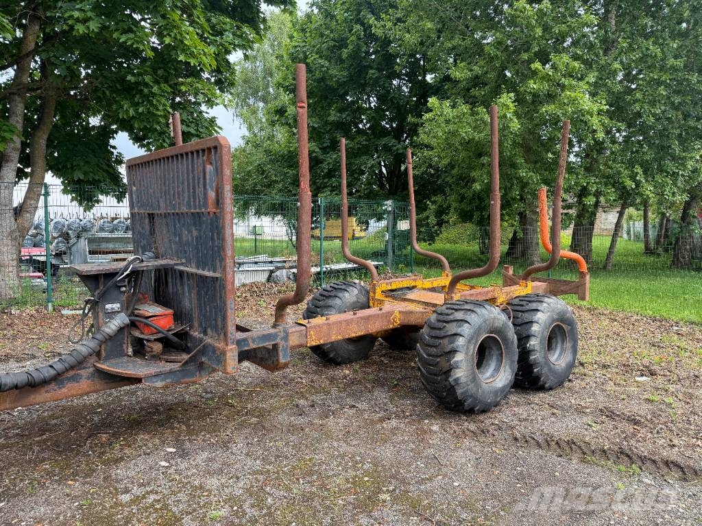Valtra N 111 Šumski traktori