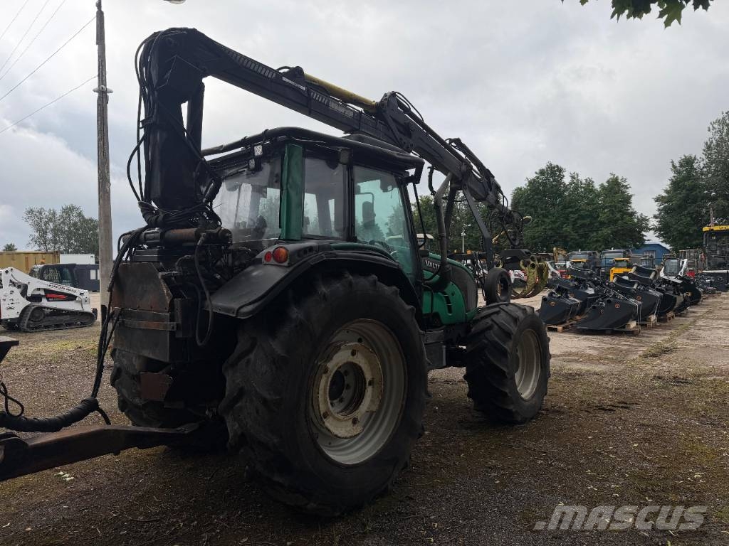 Valtra N 111 Šumski traktori