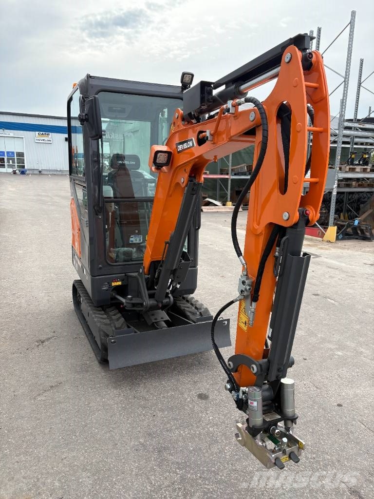 Develon DX 19-7 Мини екскаватори < 7 т