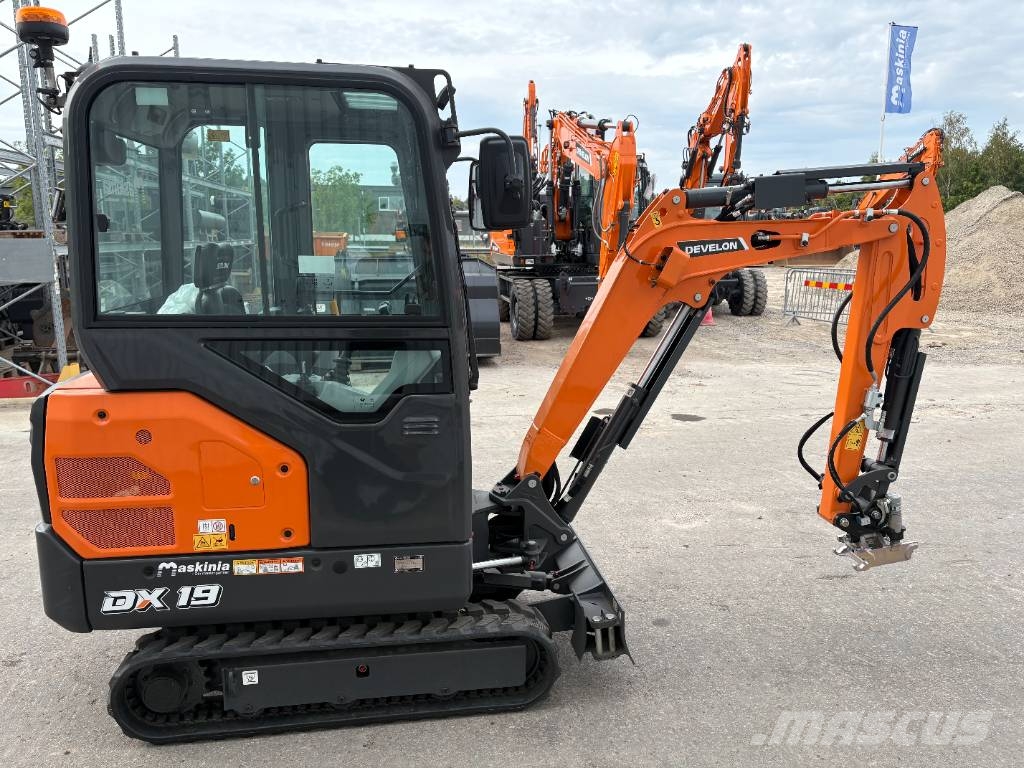 Develon DX 19-7 Мини екскаватори < 7 т