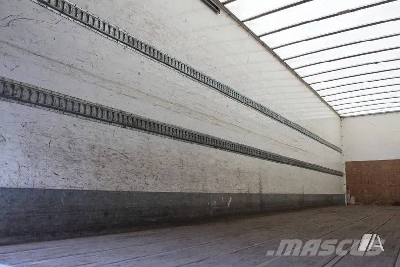 Mercedes-Benz Antos 1830 -FURGON– 007 Camiones con caja de remolque