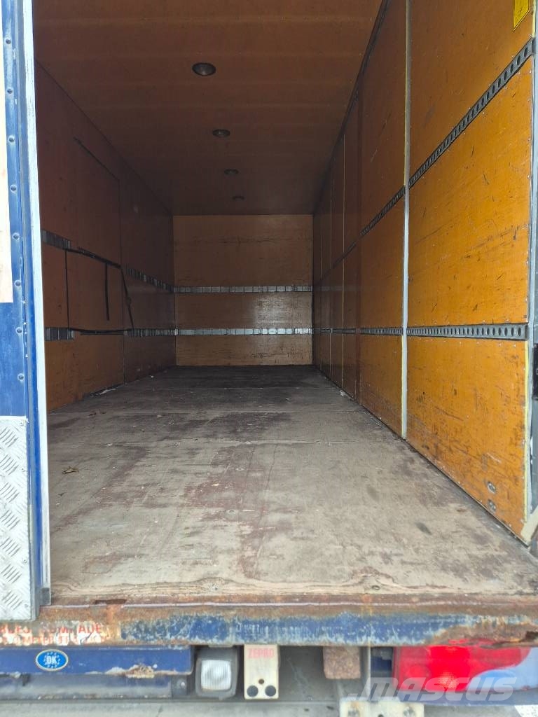 MAN TGM 12.280 // Lift // Sideopening Camiones caja cerrada