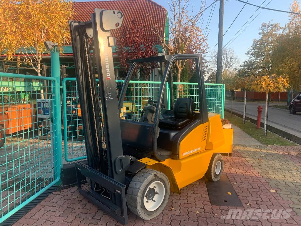 Steinbock Boss CL30H V-3828 Nestekaasutrukit