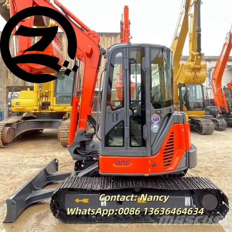 Hitachi ZX 50 小型挖掘机