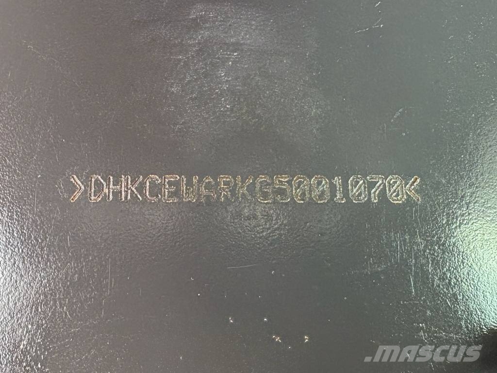 Doosan DX 210 W-5 Колёсные экскаваторы