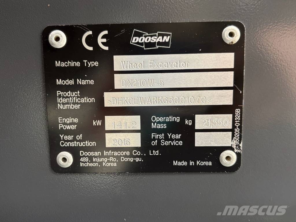 Doosan DX 210 W-5 Колёсные экскаваторы