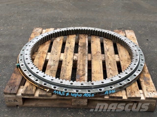 Liebherr A 316 USED SWING RING Vaihteisto