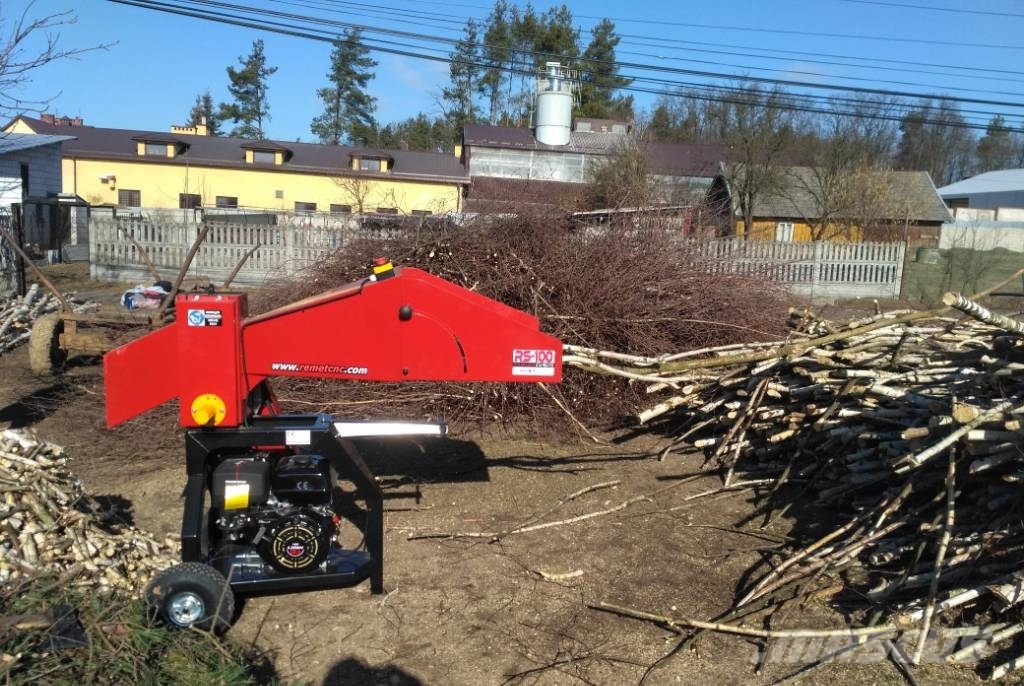 REMET Wood chipper RS100 Koksnes šķeldotāji