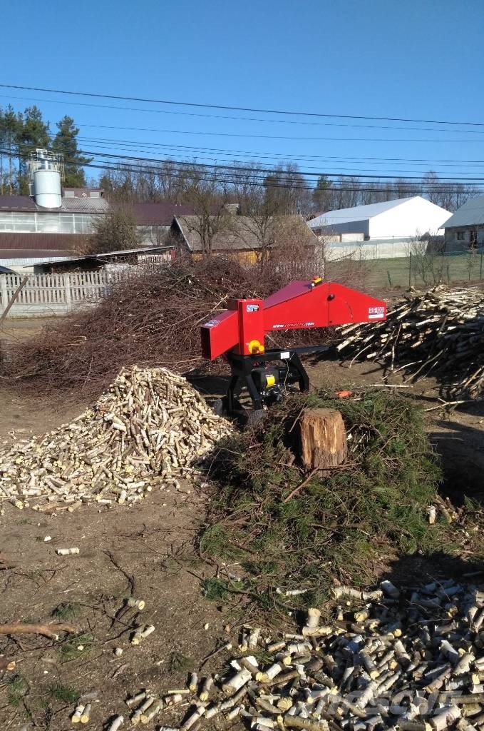 REMET Wood chipper RS100 Koksnes šķeldotāji