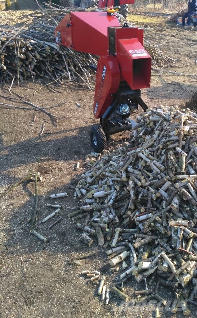 REMET Wood chipper RS100 Koksnes šķeldotāji