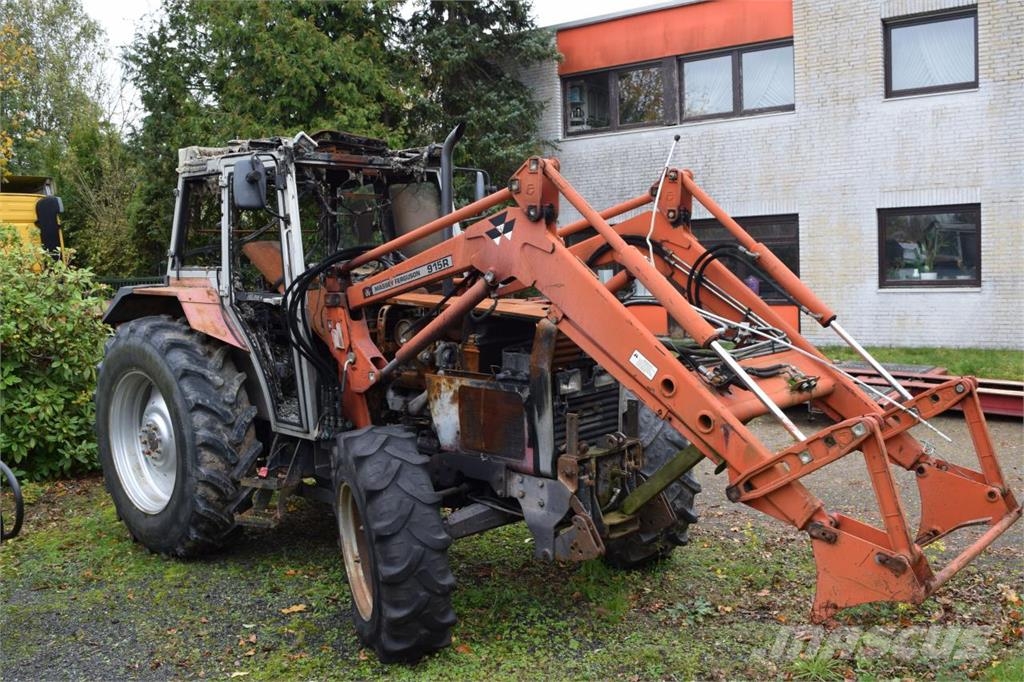 Massey Ferguson MF 390 Turbo *Brandschaden* Tractores