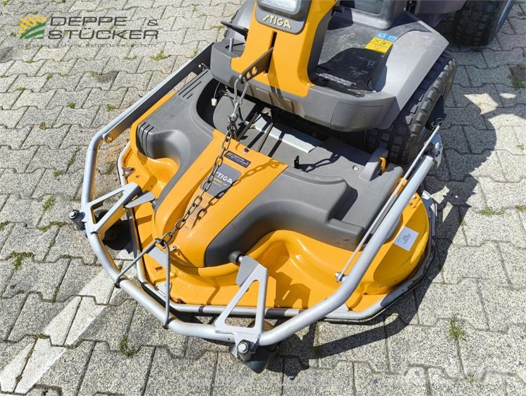 Stiga Park Pro 740 IQX mit Mulcher/Vertikutierer Sonstige Landmaschinen