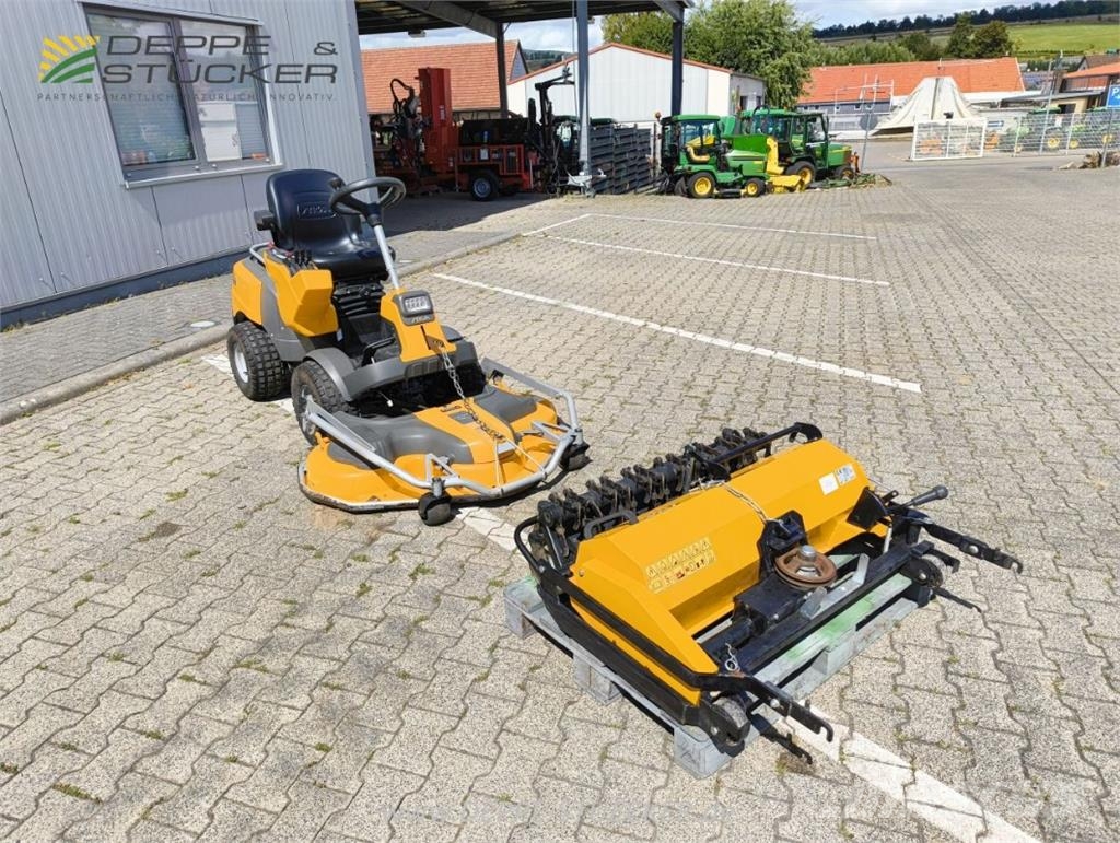 Stiga Park Pro 740 IQX mit Mulcher/Vertikutierer Sonstige Landmaschinen