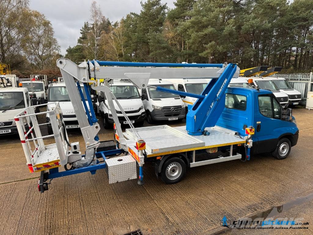 Iveco Daily Multitel MJ201 Cherry Picker المنصات الهوائية المثبتة على شاحنة