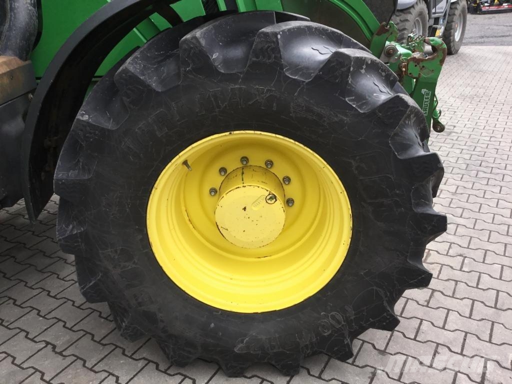 John Deere 6150R Traktorok