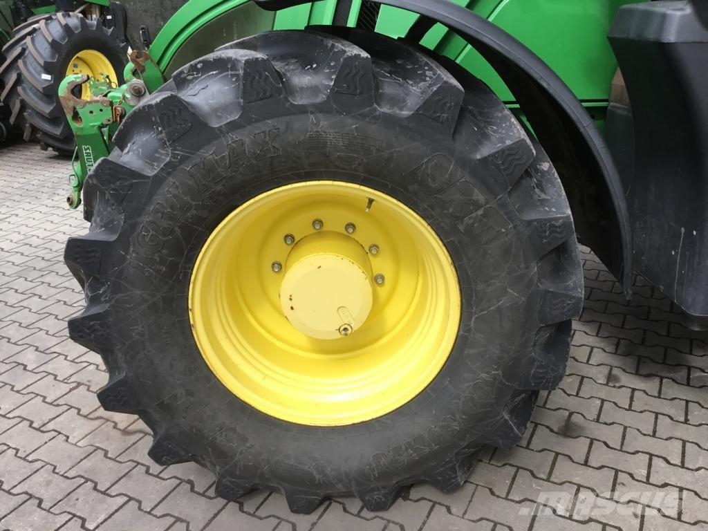 John Deere 6150R Traktorok