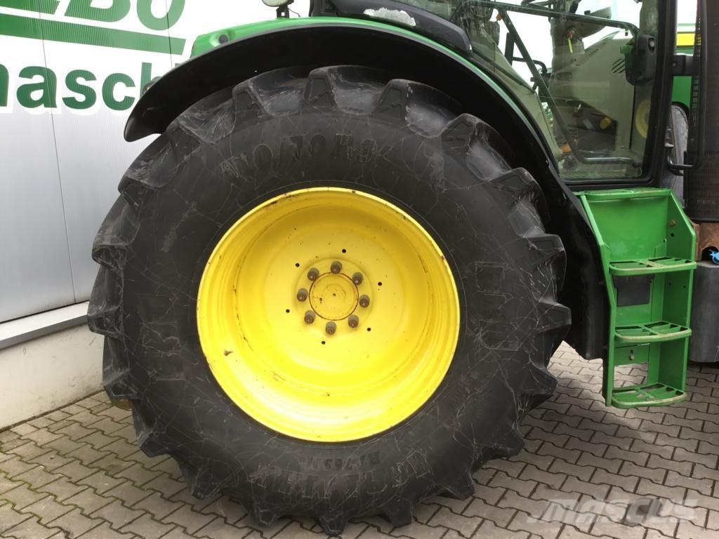 John Deere 6150R Traktorok