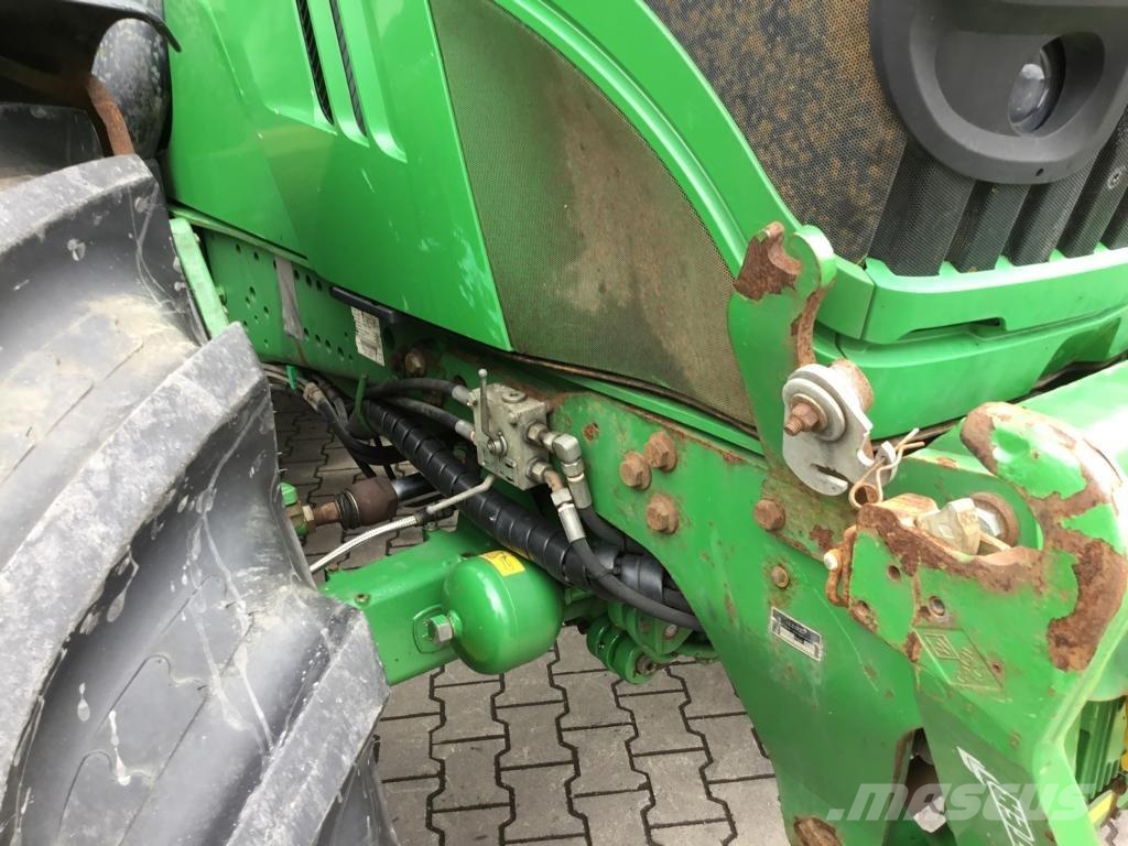 John Deere 6150R Traktorok