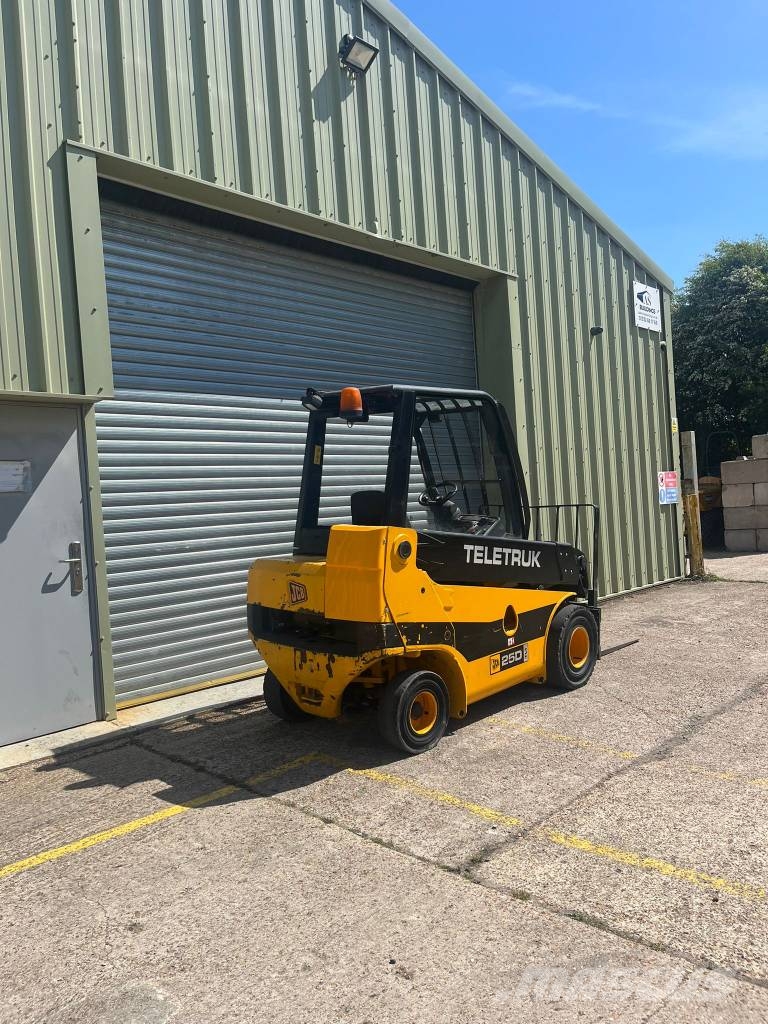 JCB Teletruk 25D TLT Teleskoplastere