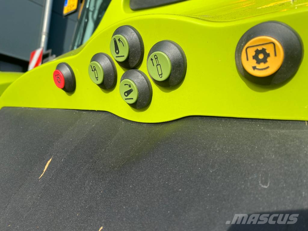 CLAAS Arion 630 Cmatic CIS+ Traktori