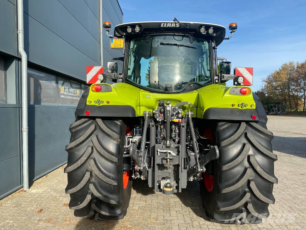 CLAAS Arion 630 Cmatic CIS+ Traktori
