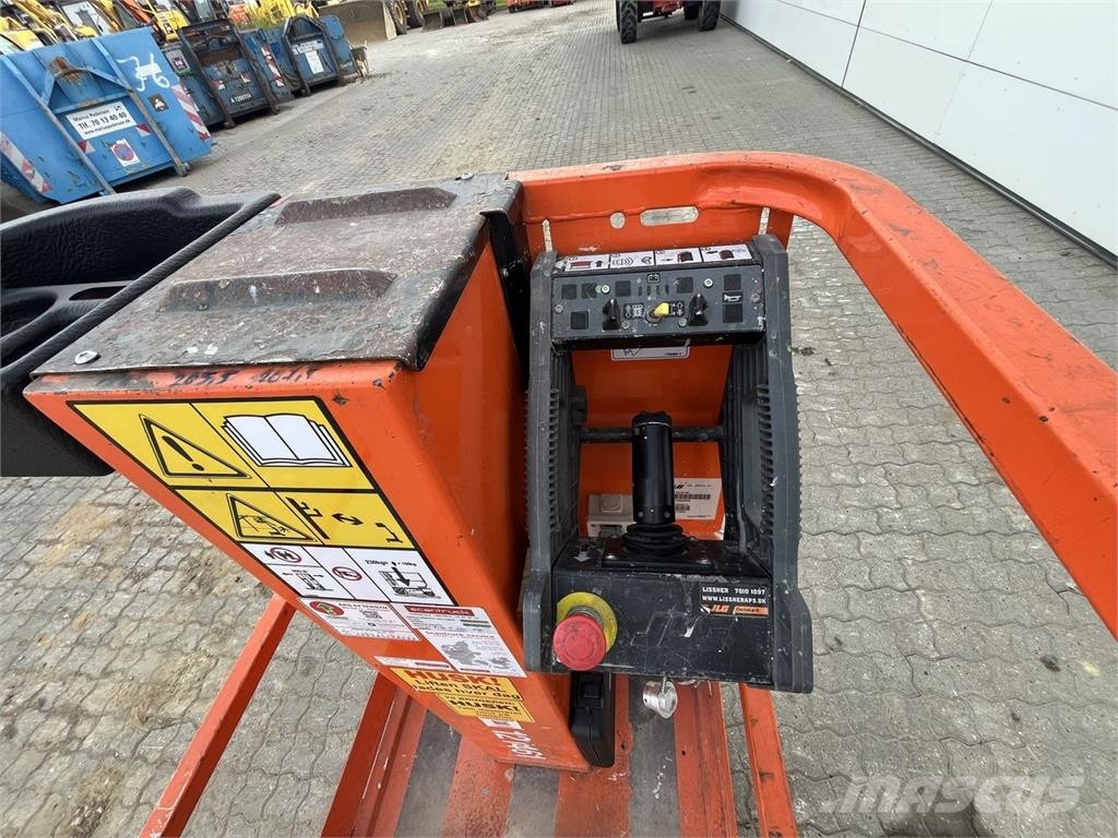 JLG 1230ES Vertical mast lifts