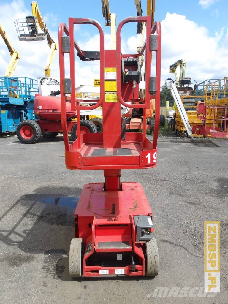 JLG 1230 ES Vertikālie pacēlāji