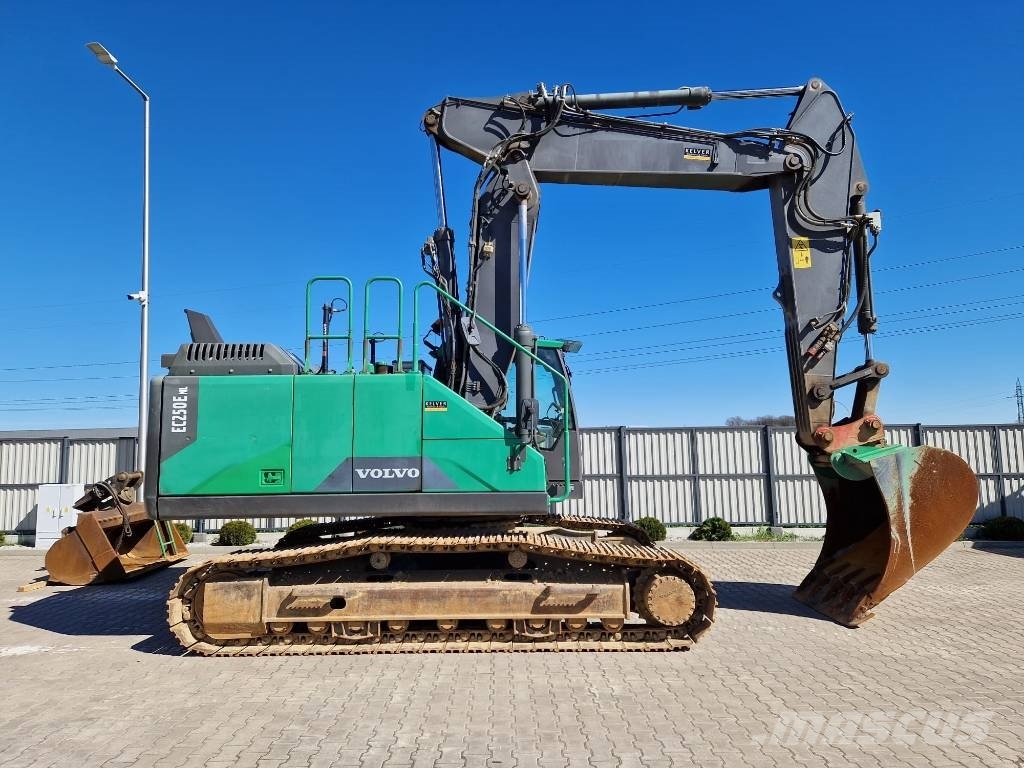 Volvo EC250 ENL * 2014r. * TOPCON GPS 3D * full service Bandgrävare