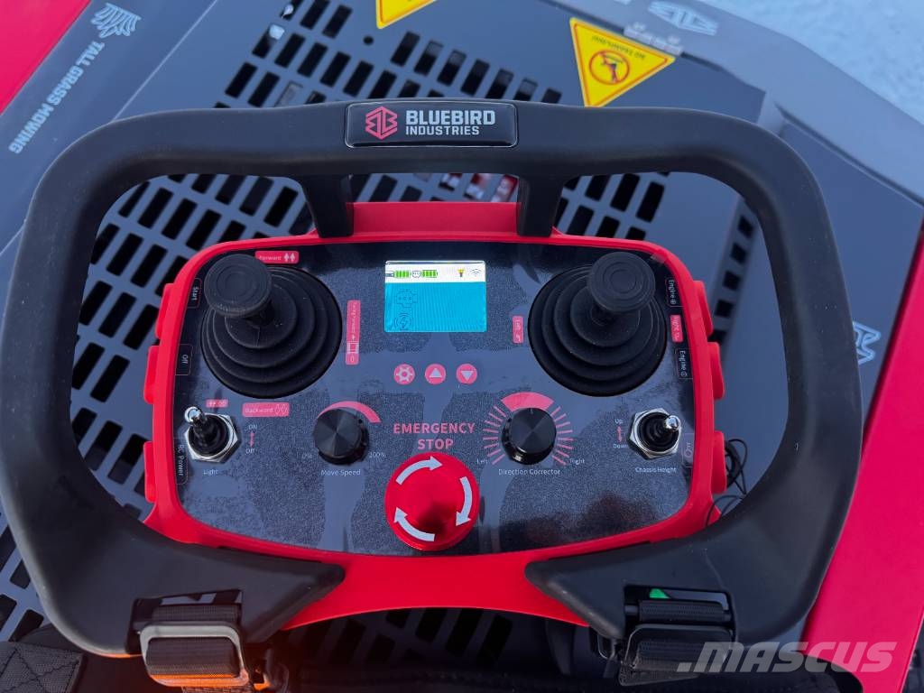 Blue Bird FM 24-70 밀면서 전진하는 잔디깎기