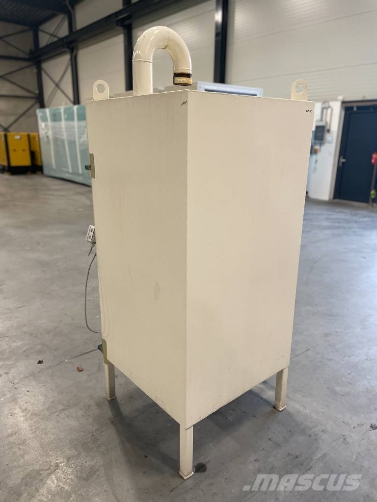 Used Tank 1.000 Liter - DPX-12652 Gradbeništvo - drugo