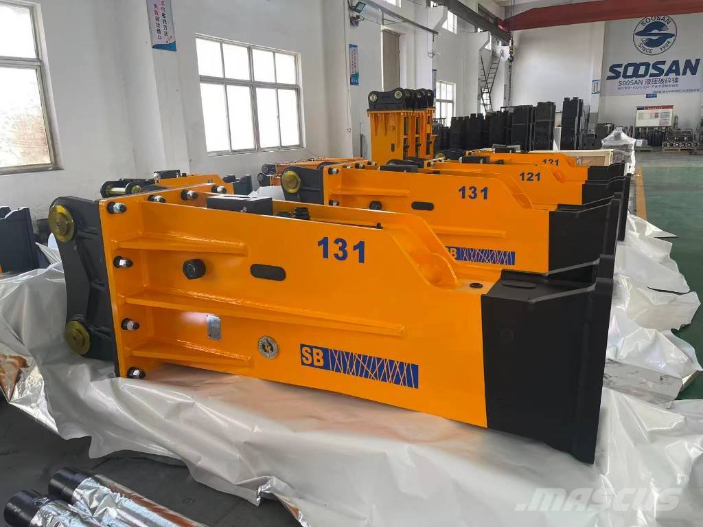 Soosan SB131破碎锤适用于30-45吨挖掘机 Строителство - Други