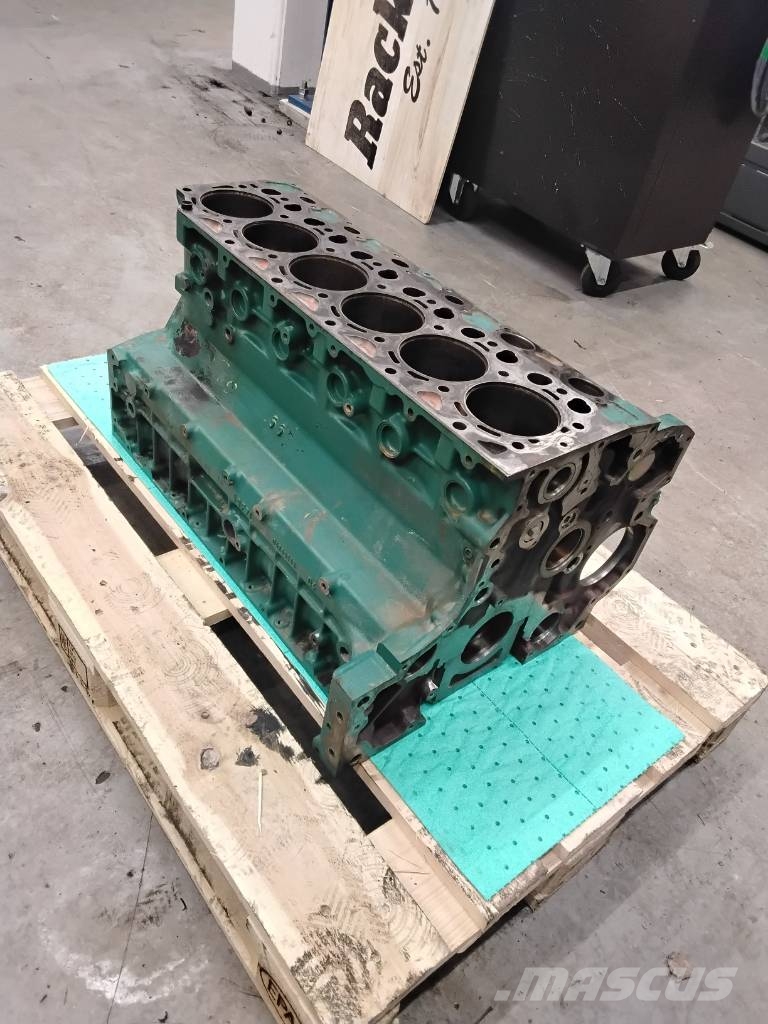 Volvo D6E motorblock, 22468043 Engines
