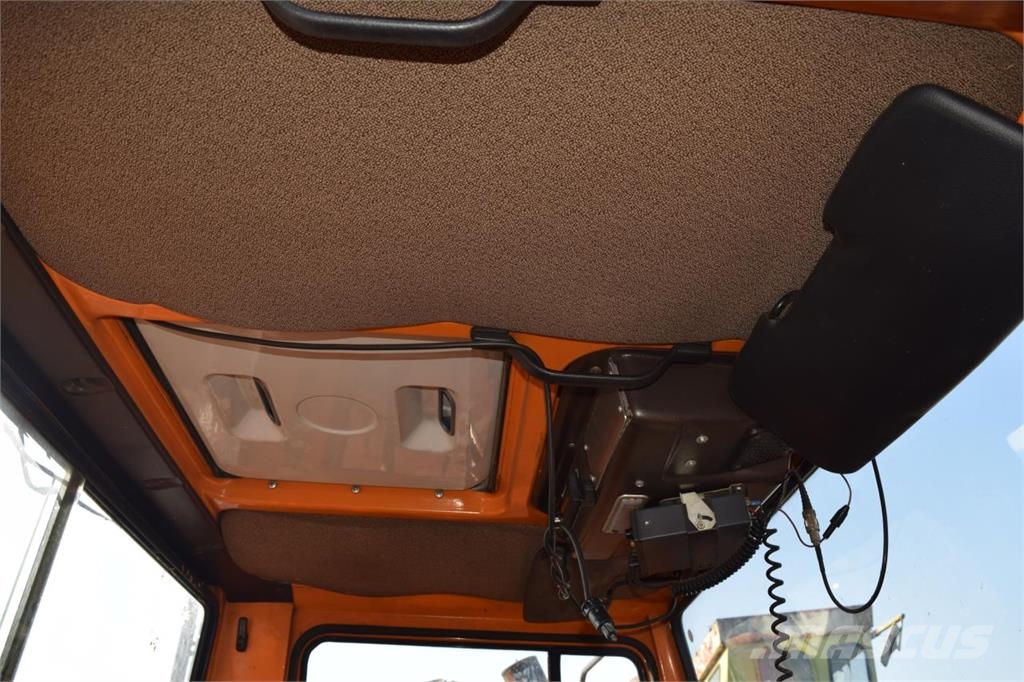 MB Trac Unimog U1400 Трактори