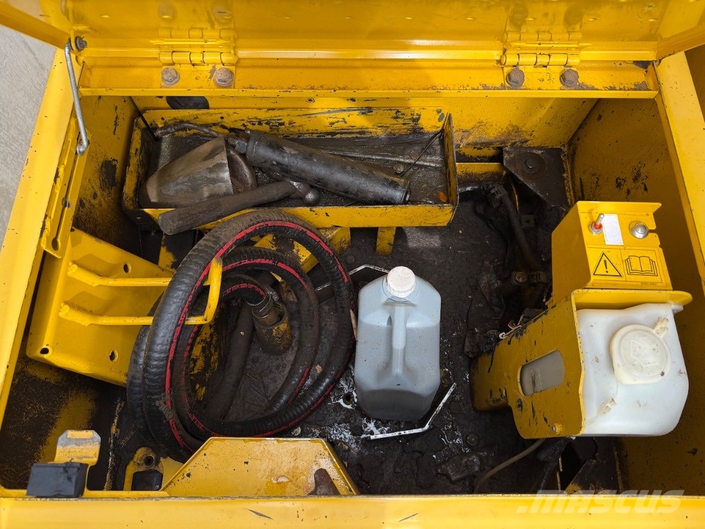Komatsu PC 210 LC-10 - PC 210 LC - PC 210 履带挖掘机