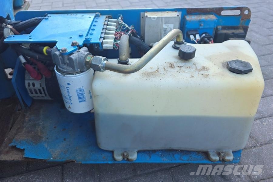 Genie GS1932 Electric, Working Height 7.8 m, 227kg Capac Škaraste platforme