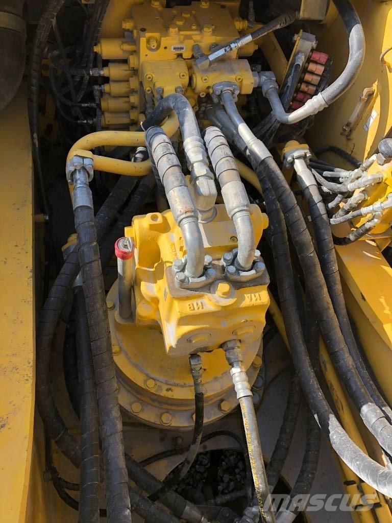 Komatsu 350 Εκσκαφείς με ερπύστριες