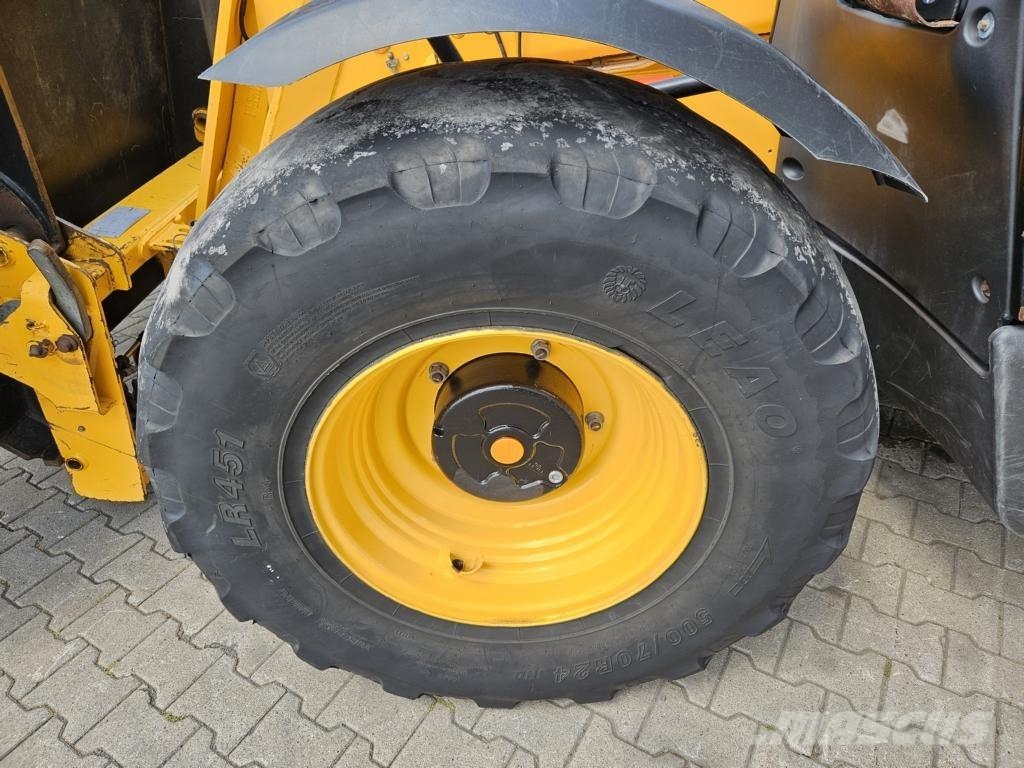 JCB 542-70 Agri Super مناولات متداخلة