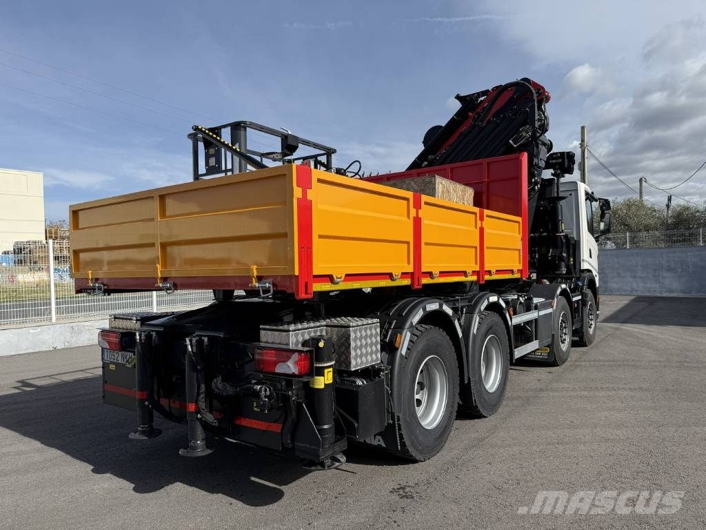 Scania 500 Snelmontage kranen