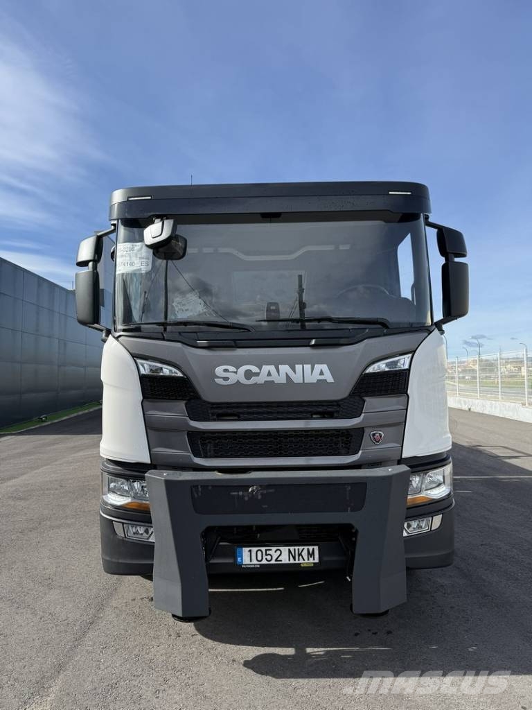 Scania 500 Snelmontage kranen