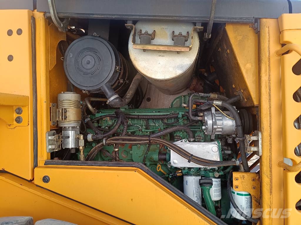 Volvo L 70 E Cargadoras sobre ruedas