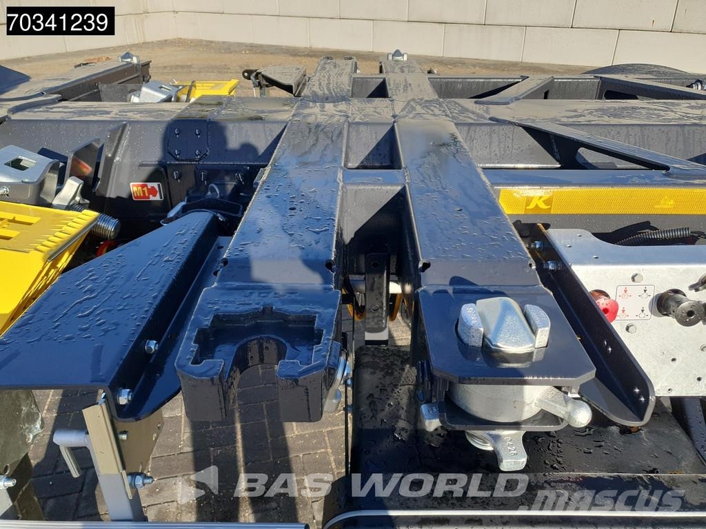 Kässbohrer XS 3 axles NEW Multi 45'ft Lift Axle SAF Containerauflieger
