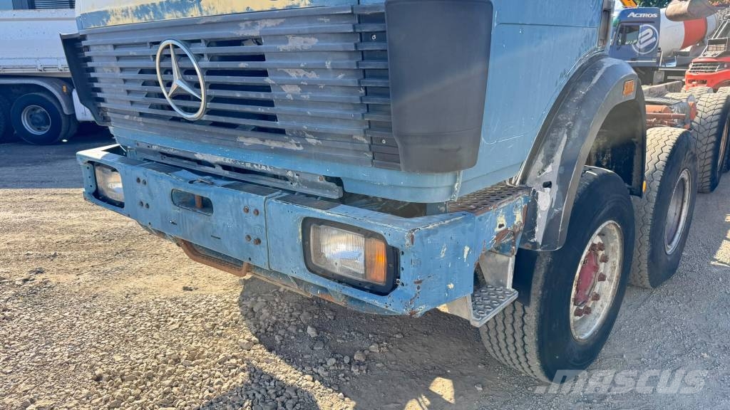 Mercedes-Benz SK 3535 8x4 chassis V8 big axle Kamioni-šasije