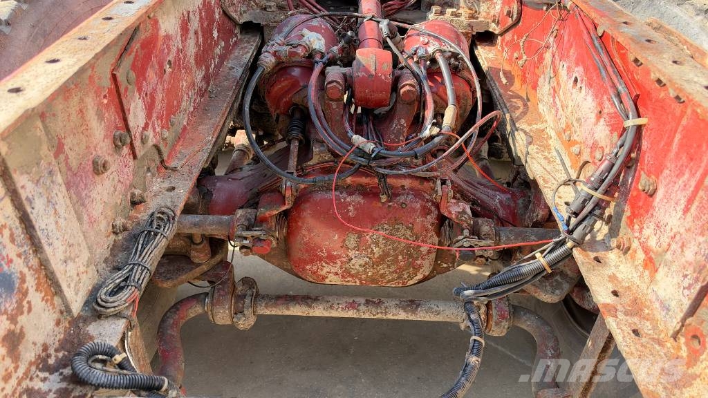 Mercedes-Benz SK 3535 8x4 chassis V8 big axle شاحنات بمقصورة وهيكل