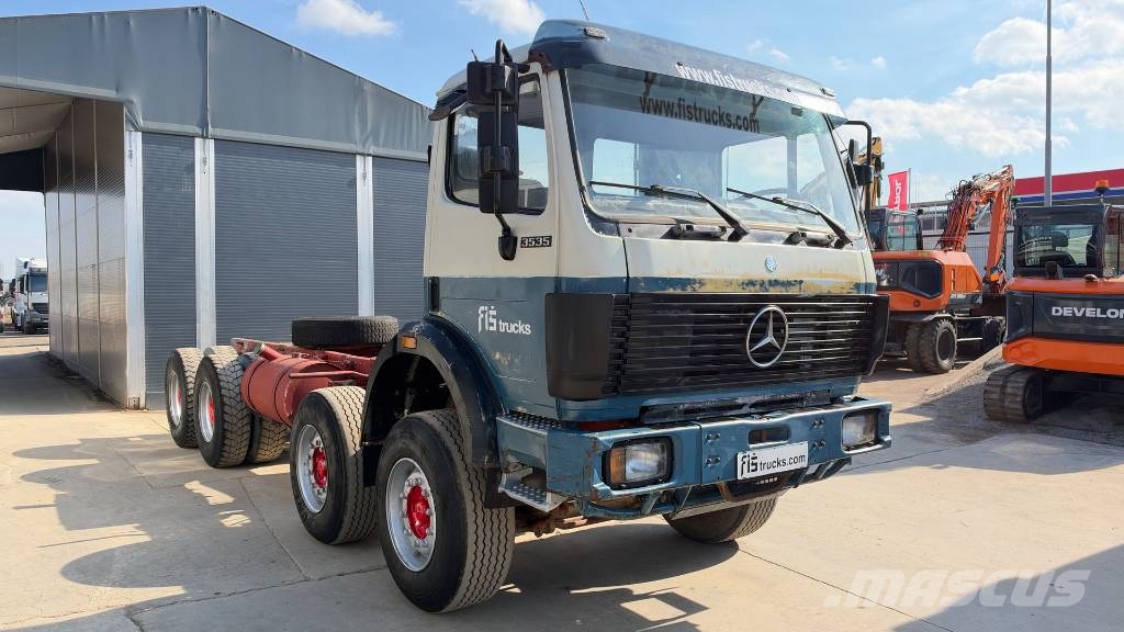 Mercedes-Benz SK 3535 8x4 chassis V8 big axle شاحنات بمقصورة وهيكل