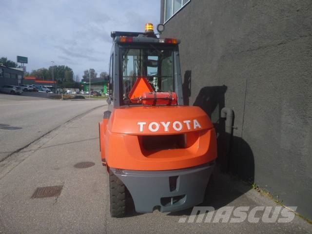 Toyota 7 FD A 50 Дизельные погрузчики
