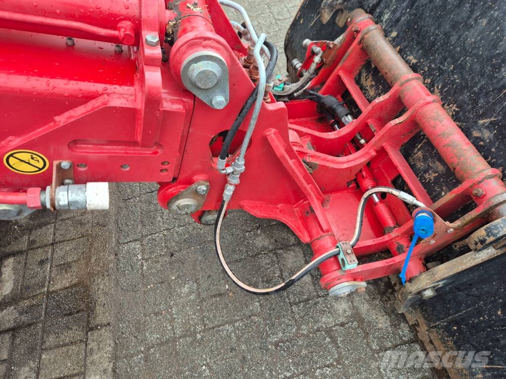 Schäffer 4580T Cargadoras multifunción