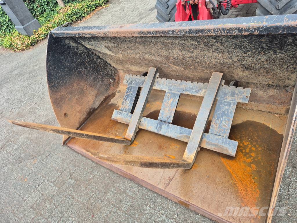 Schäffer 4580T Cargadoras multifunción