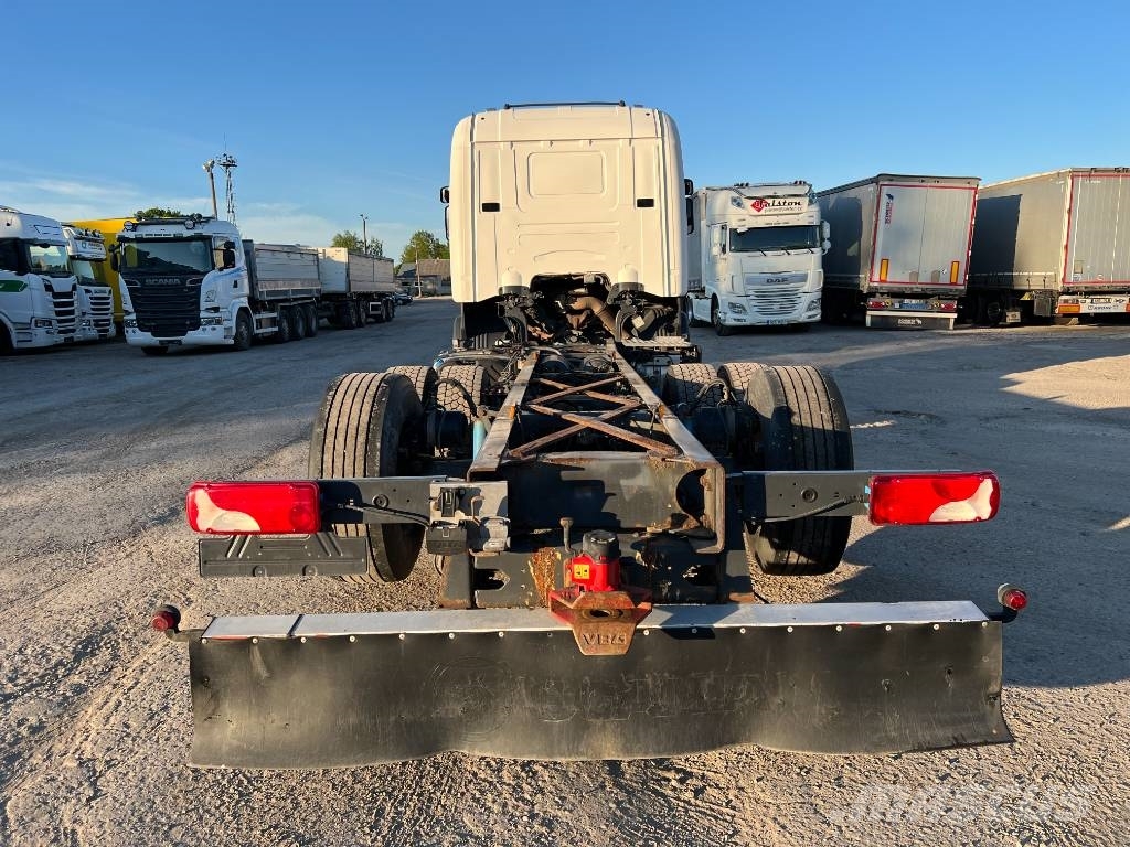 Scania R730LB6X2*4HNB ,full air,ADR, 9t front axel Camiones con chasís y cabina
