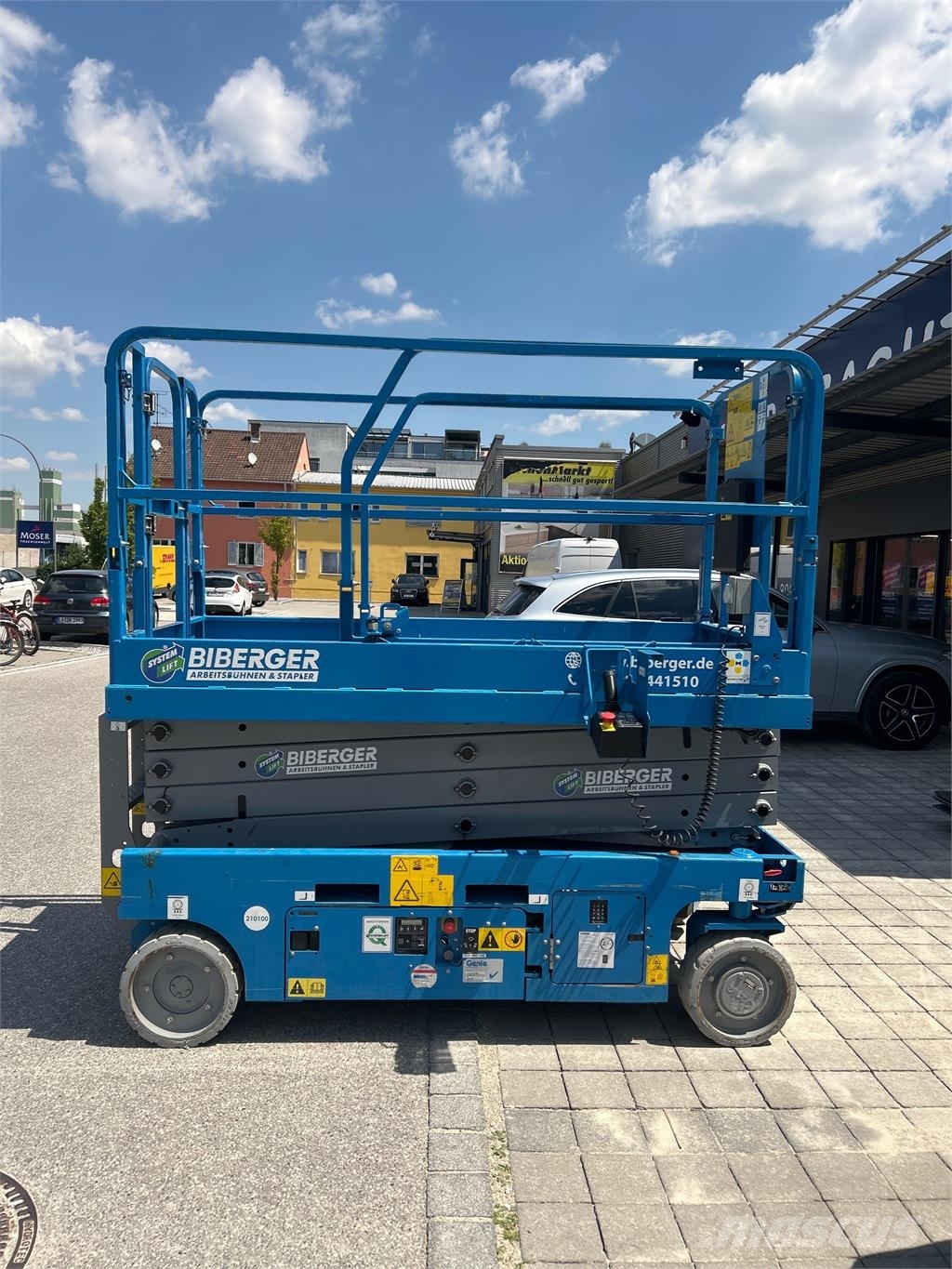 Genie GS 2646 E-Drive Scissor lifts